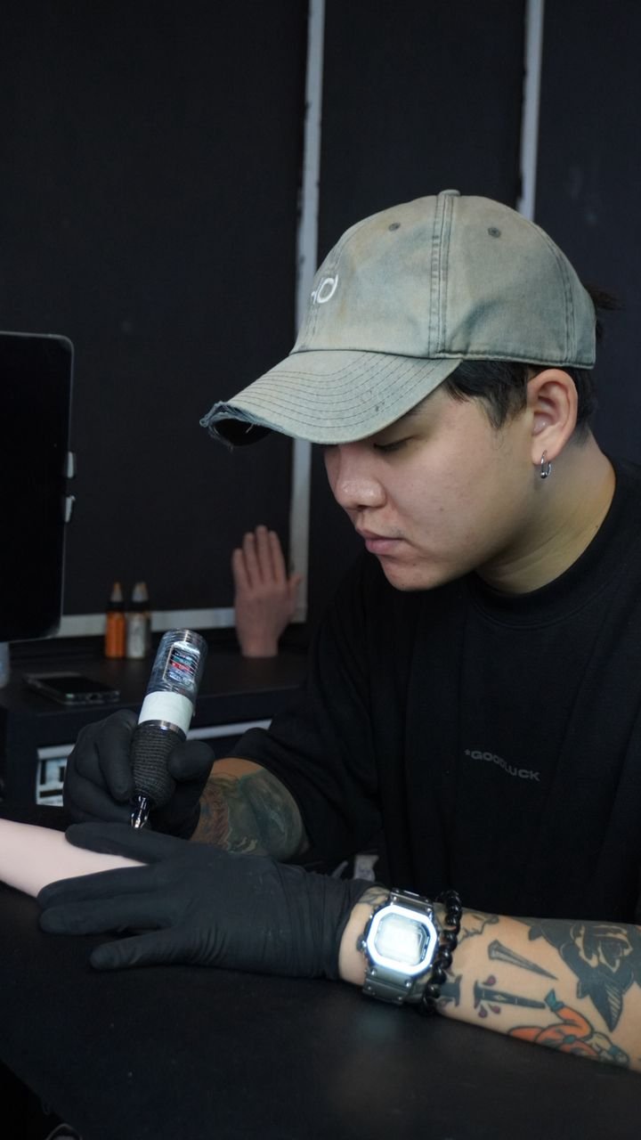 Tattoo Artist Loo Heng